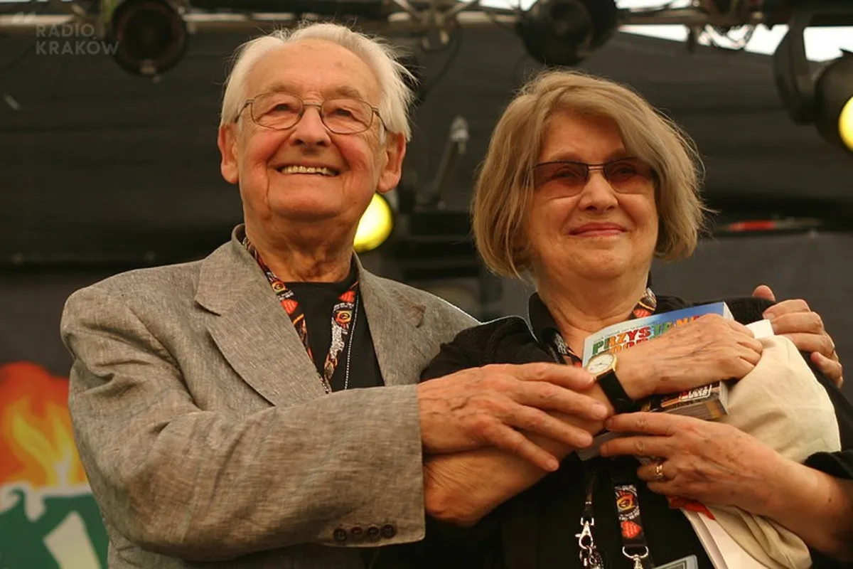 Doktorat honoris causa Uniwersytetu Pedagogicznego dla Andrzeja Wajdy i Krystyny Zachwatowicz