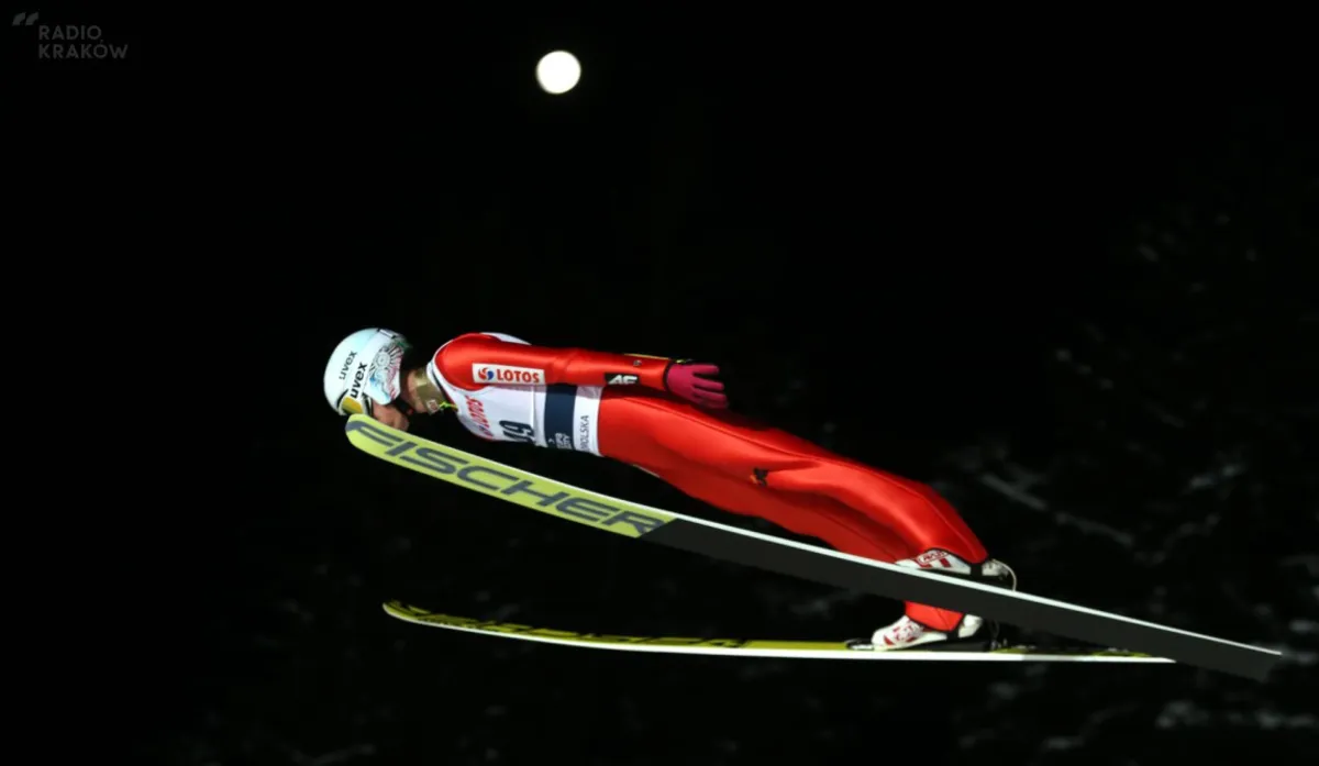 Polscy skoczkowie na podium konkursu drużynowego w Zakopanem!