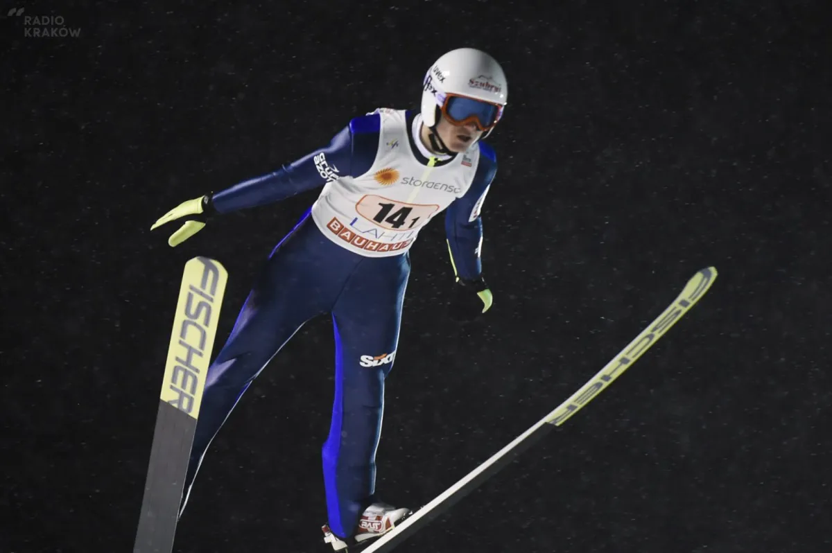 Kamil Stoch wygrywa kwalifikacje, drużyna szósta