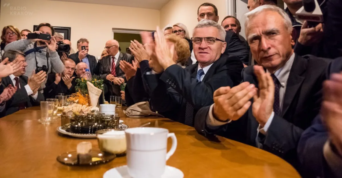PiS wygrywa wybory. Pierwsze sądeckie komentarze i przymiarki polityczne