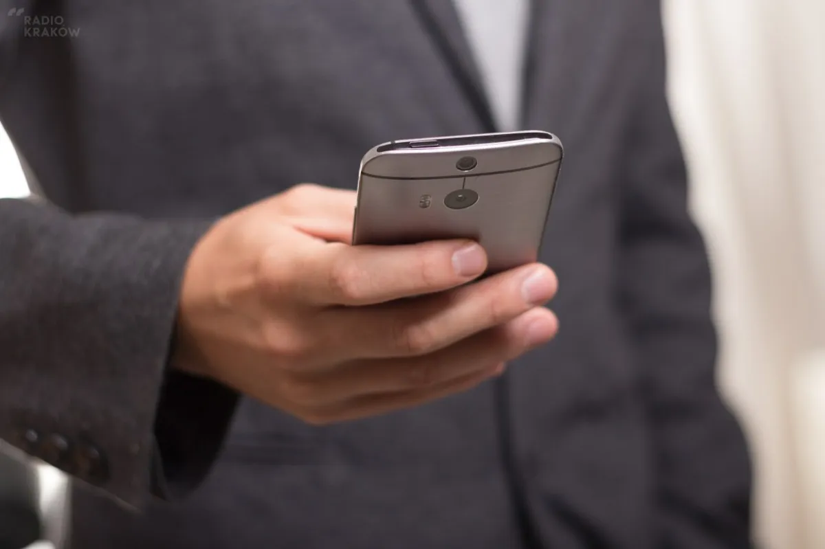 Fałszywi dostawcy usług energetycznych i telefonicznych wciąż aktywni. Jak się przed nimi chronić?