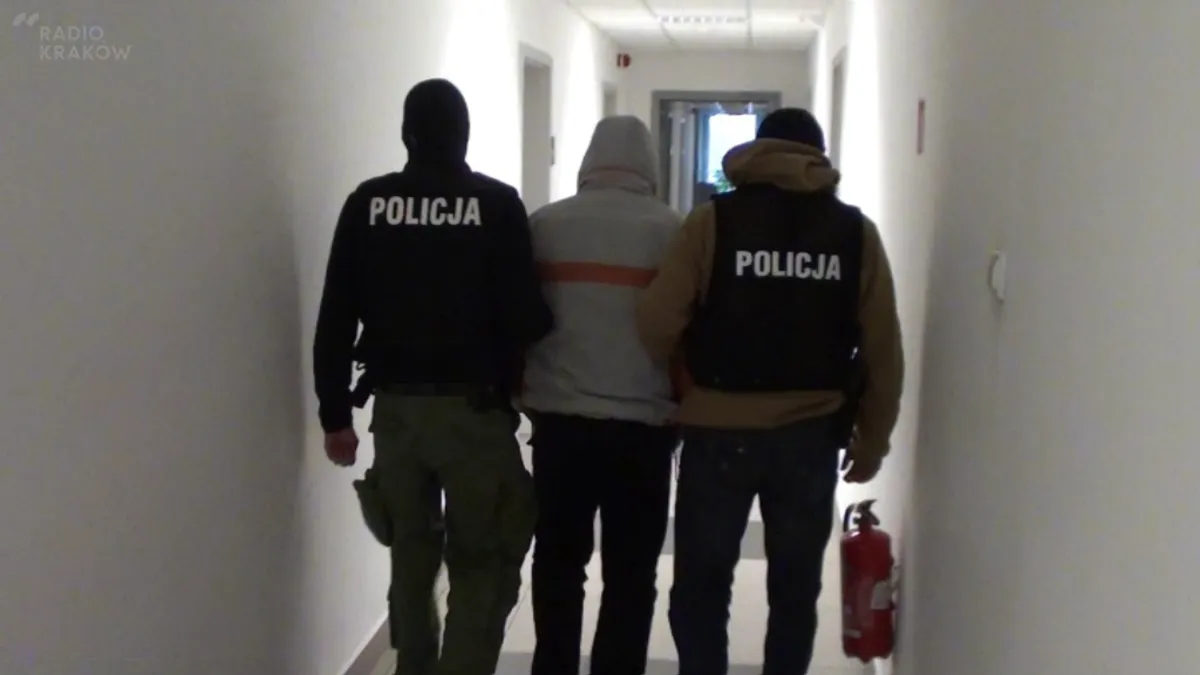 Internetowy oszut z Chełmca w rękach policji. Wyłudził prawie 28 tysięcy złotych