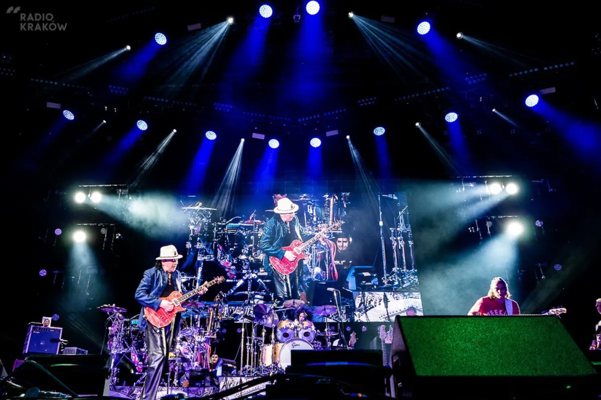 Carlos Santana i The Stranglers na scenie w Oświęcimiu