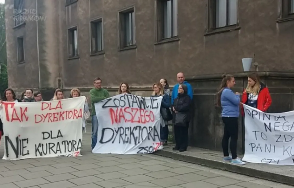 Kolejny protest ws. dyrektora Zespołu Szkół Integracyjnych nr 7