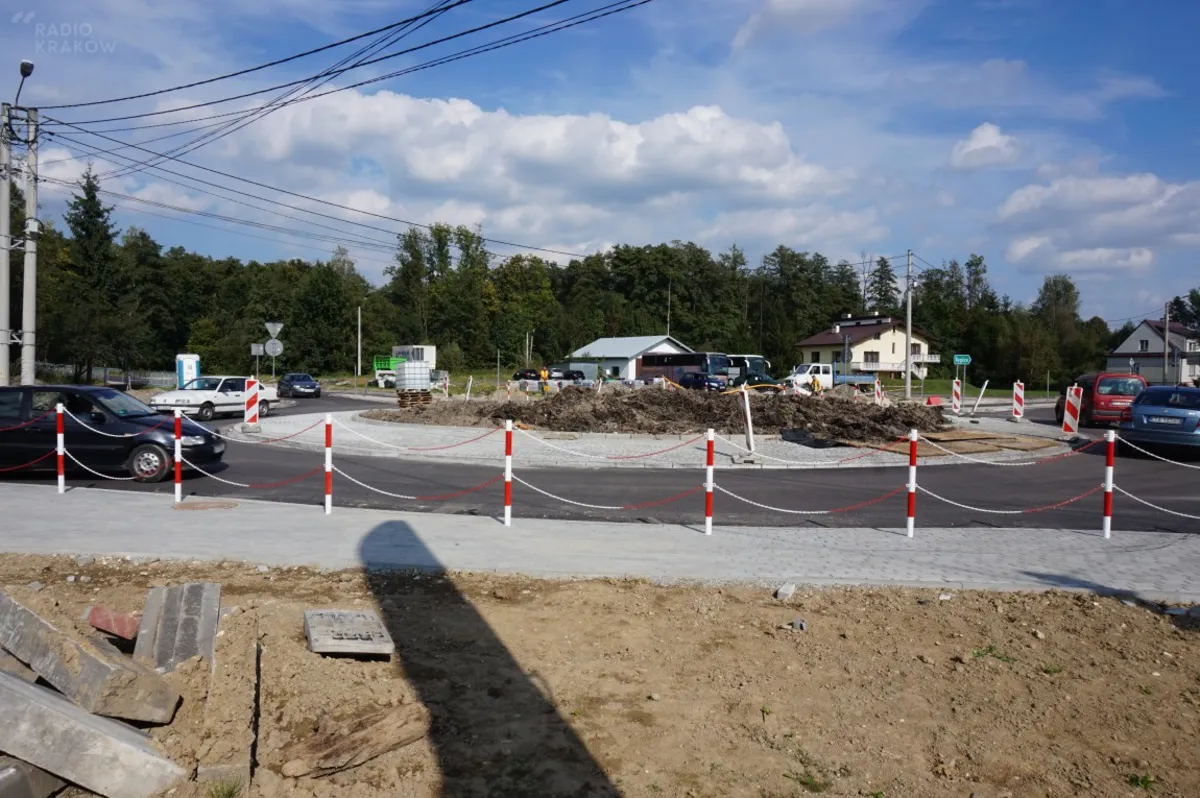 Kończy się pierwszy etap remontu drogi z Karwodrzy do miejscowości Ładna