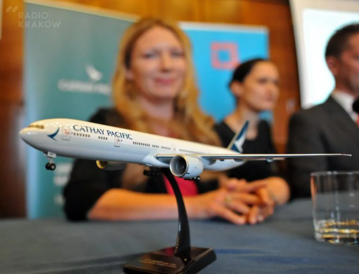 Linie lotnicze Cathay Pacific zatrudnią 100 pracowników w Krakowie