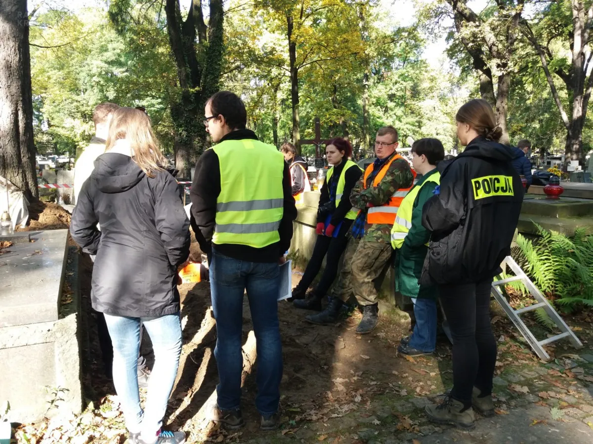Na Cmentarzu Rakowickim odnaleziono kolejne szczątki ofiar UB