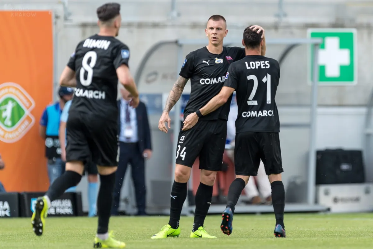 Zmieniona Cracovia remisuje w Lubinie