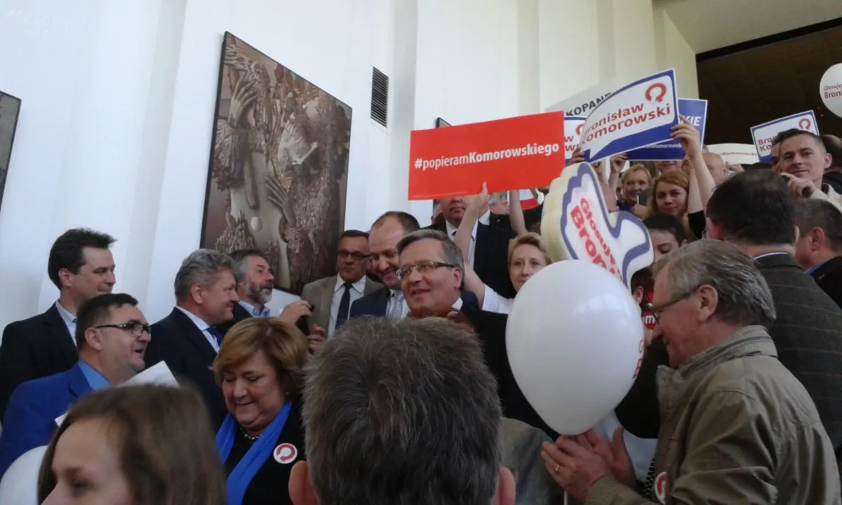 Prezydent Komorowski krytykuje Andrzeja Dudę. Uniwersytet Jagielloński odpowiada