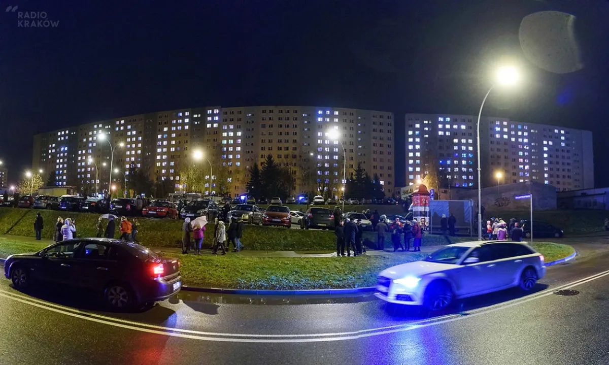 Mieszkańcy najdłuższego bloku w Tarnowie w niezwykły sposób uczcili 100. rocznicę odzyskania przez Polskę niepodległości