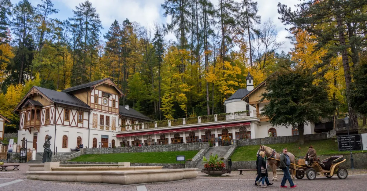 Zatrzęsienie turystów w Szczawnicy. Znalezienie miejsca noclegowego graniczy z cudem