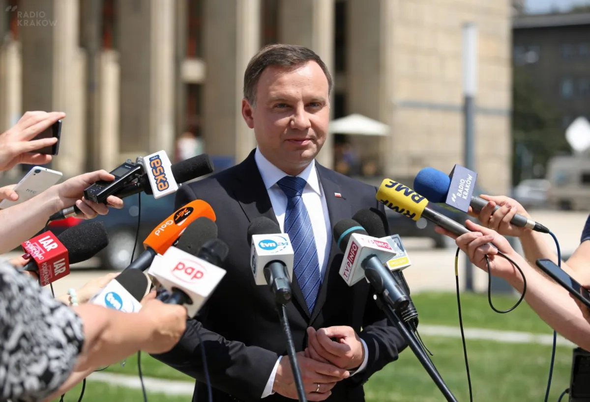 Brytyjczycy opowiedzieli się za Brexitem. Andrzej Duda w Krakowie: "Musimy zachować jedność i spójność"