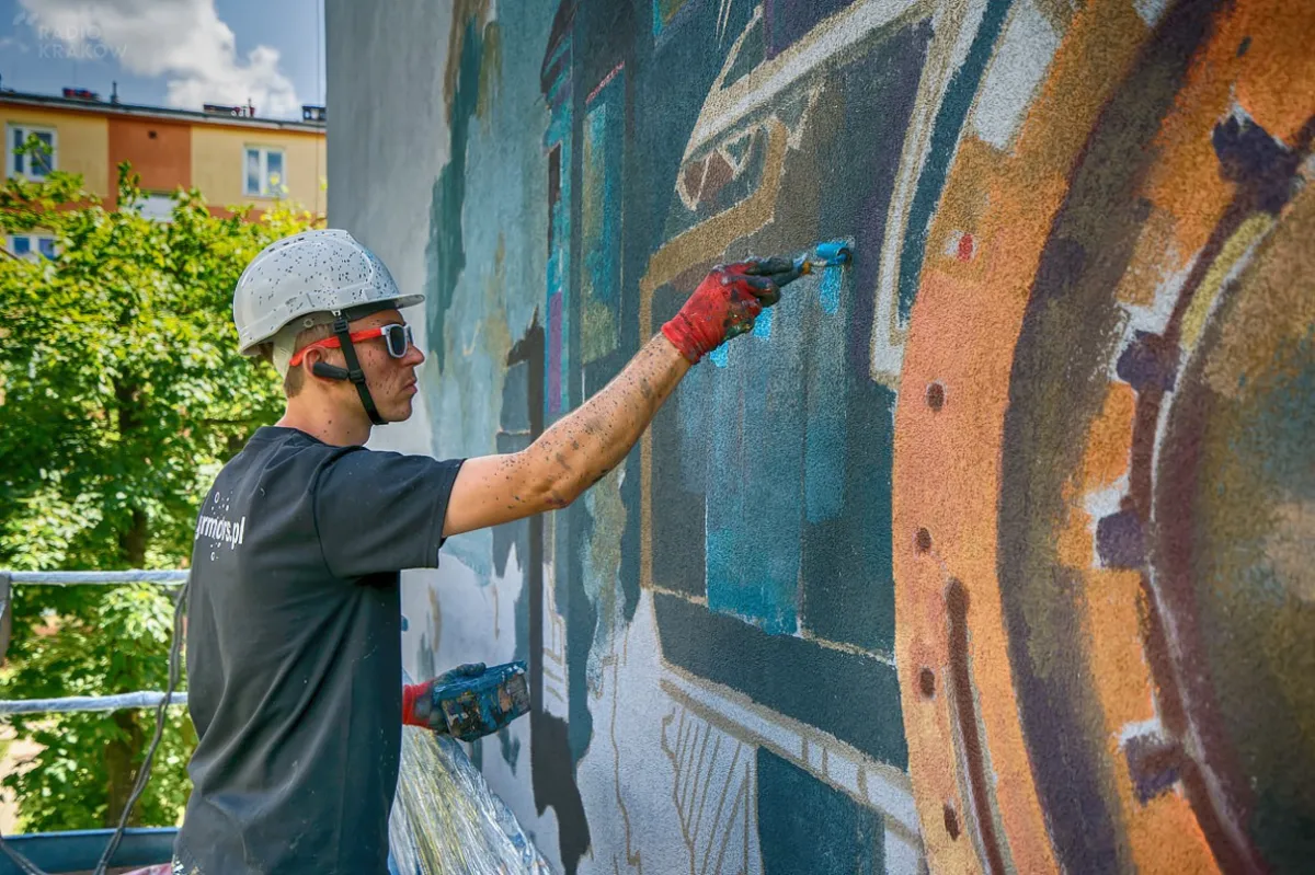 Sądecki graficiarz Mgr Mors namaluje kolejny mural w Nowym Sączu