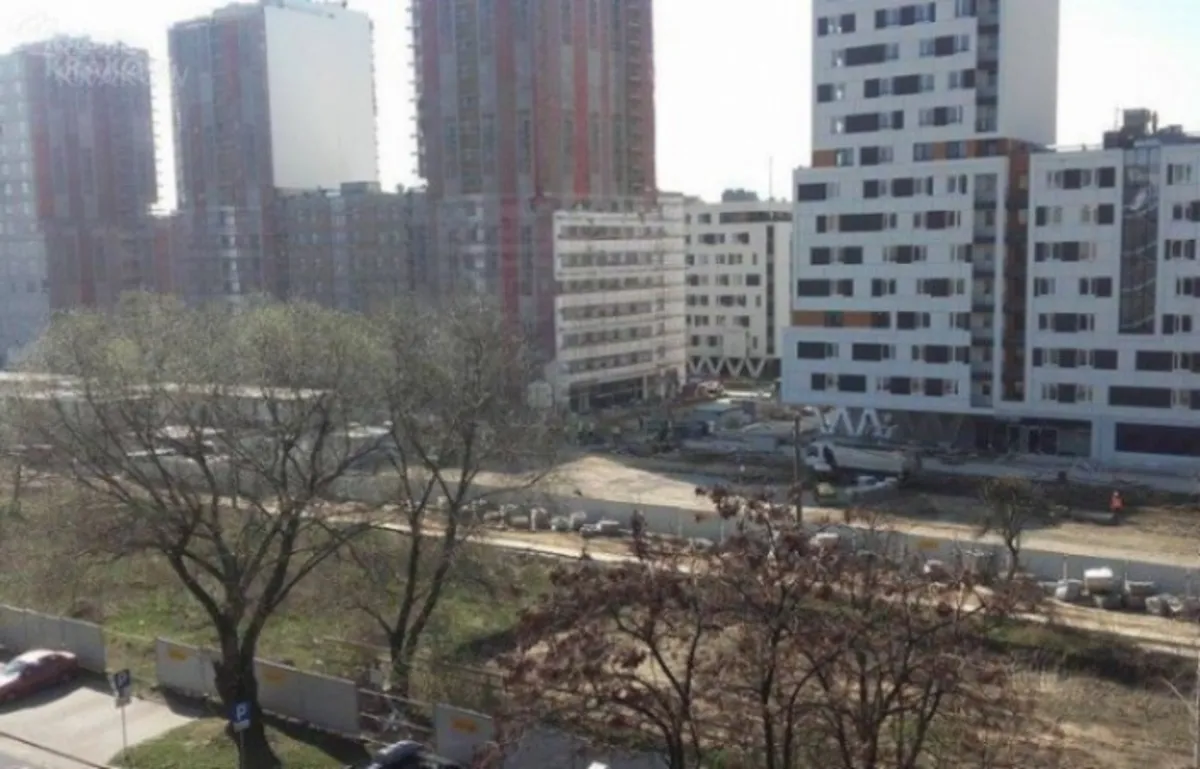 Tragedia na budowie osiedla Avia. Związkowcy wskazują na "skrajne zaniedbania"