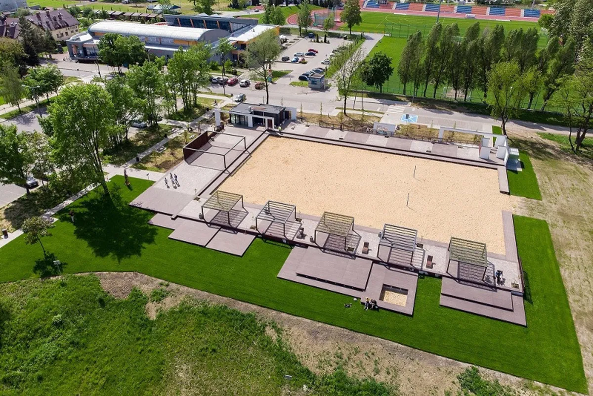 Tarnów ma nowe miejsce do odpoczynku. Powstało przy stawie Kantoria w centrum miasta