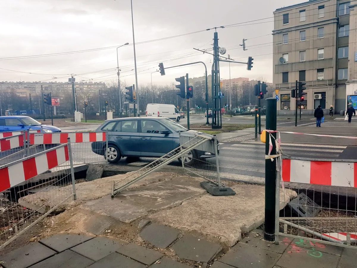 ZIKiT zrywa umowę z wykonawcą prac na rondzie Kocmyrzowskim