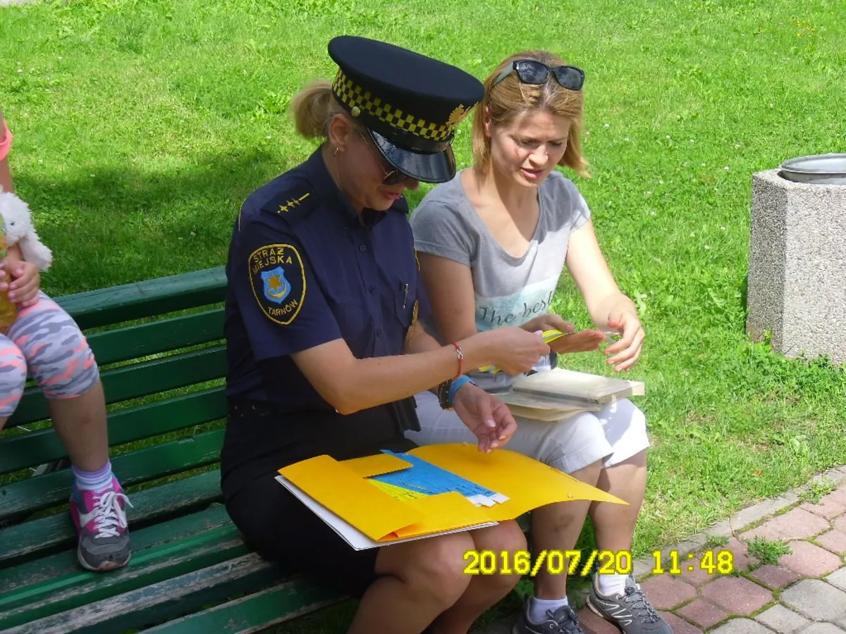 Opaska bezpieczeństwa na wakacjach to bardzo przydatny gadżet dla dzieci!