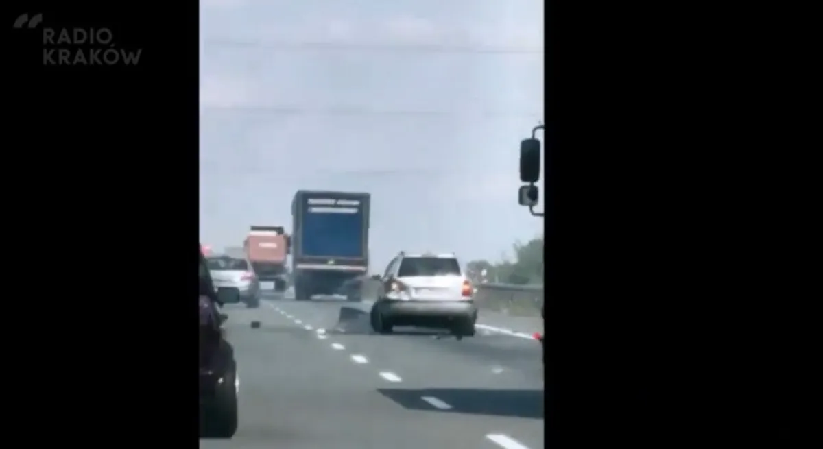Agresywna jazda pod wpływem po autostradzie skończyła się w szpitalu