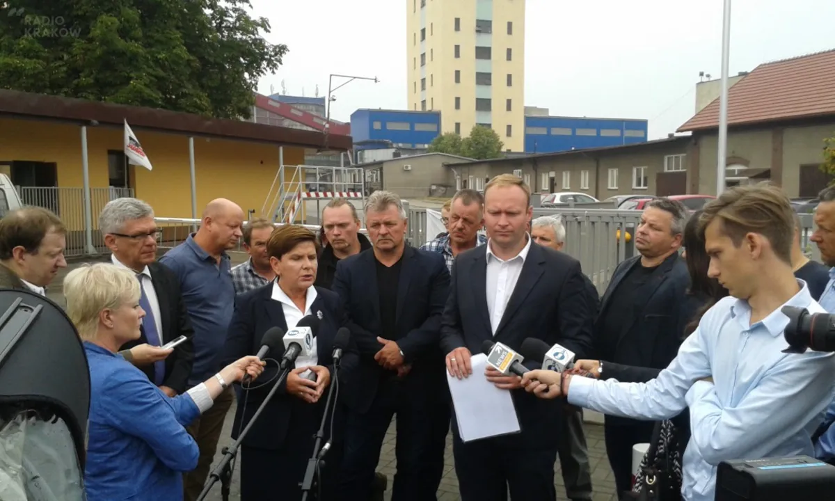 Beata Szydło w Krakowie: czekamy na decyzję Premier w sprawie uchodźców