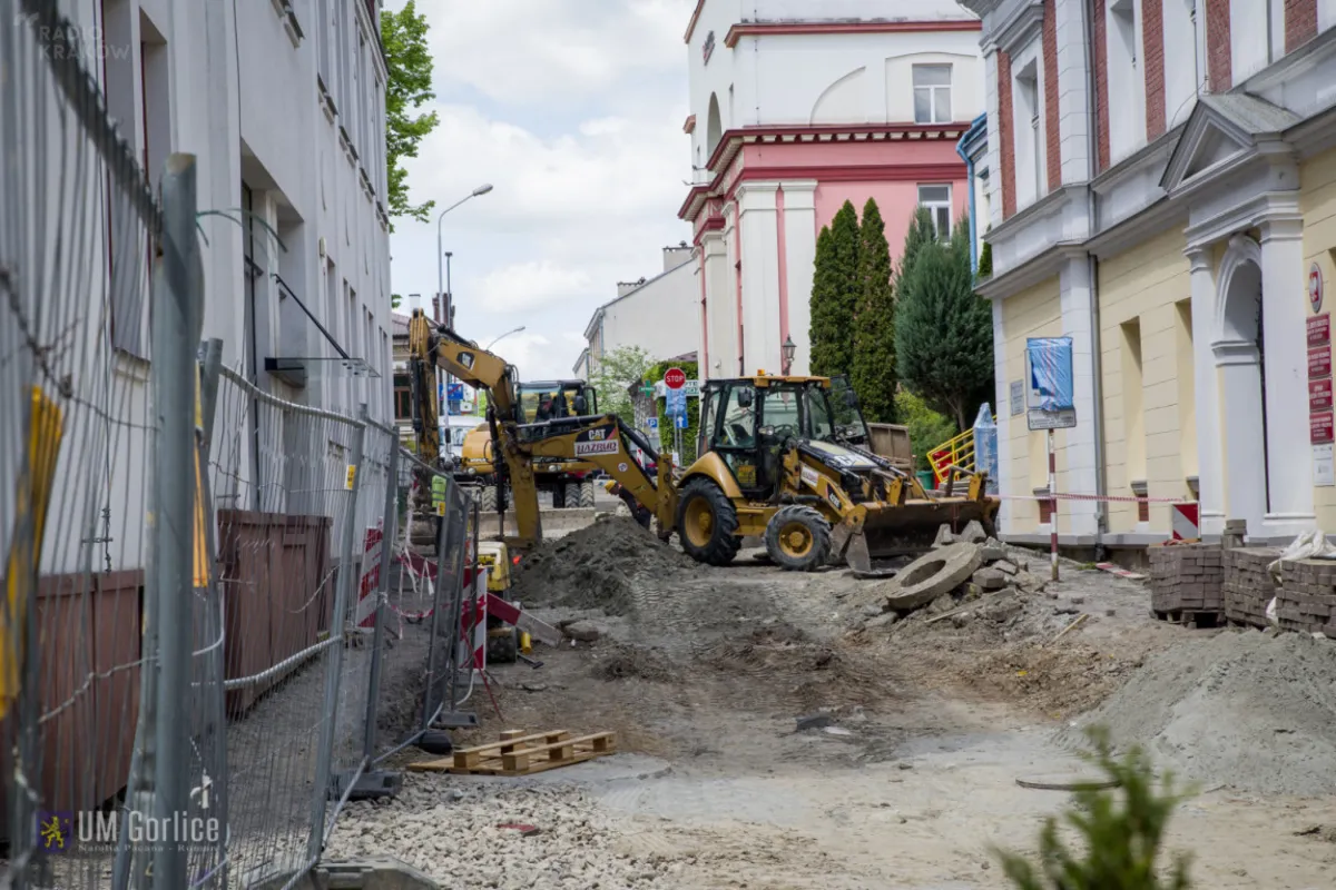Trwają prace remontowe przy ulicy Jagiełły w centrum Gorlic