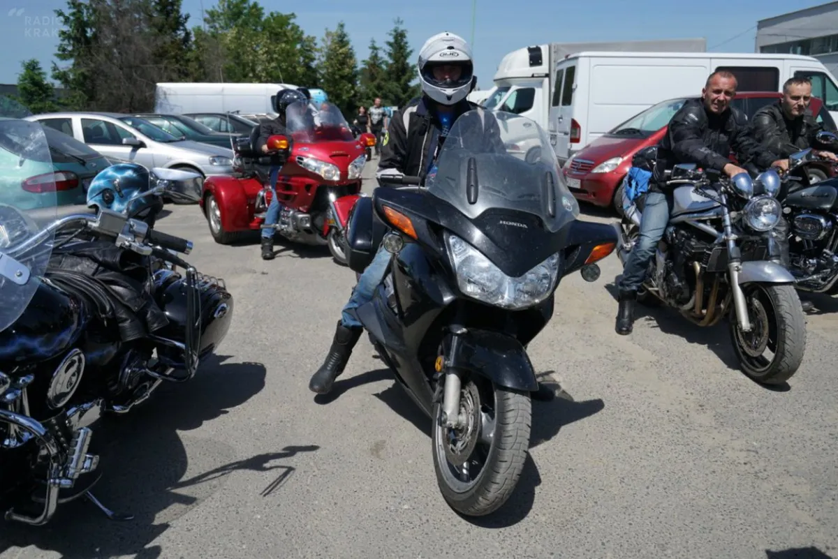 Sądeccy motocykliści wiozący dary dotarli na Ukrainę