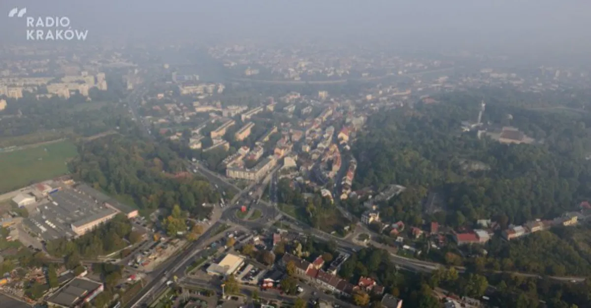 Kraków dusi się od smogu. Prezydent Jacek Majchrowski apeluje do mieszkańców