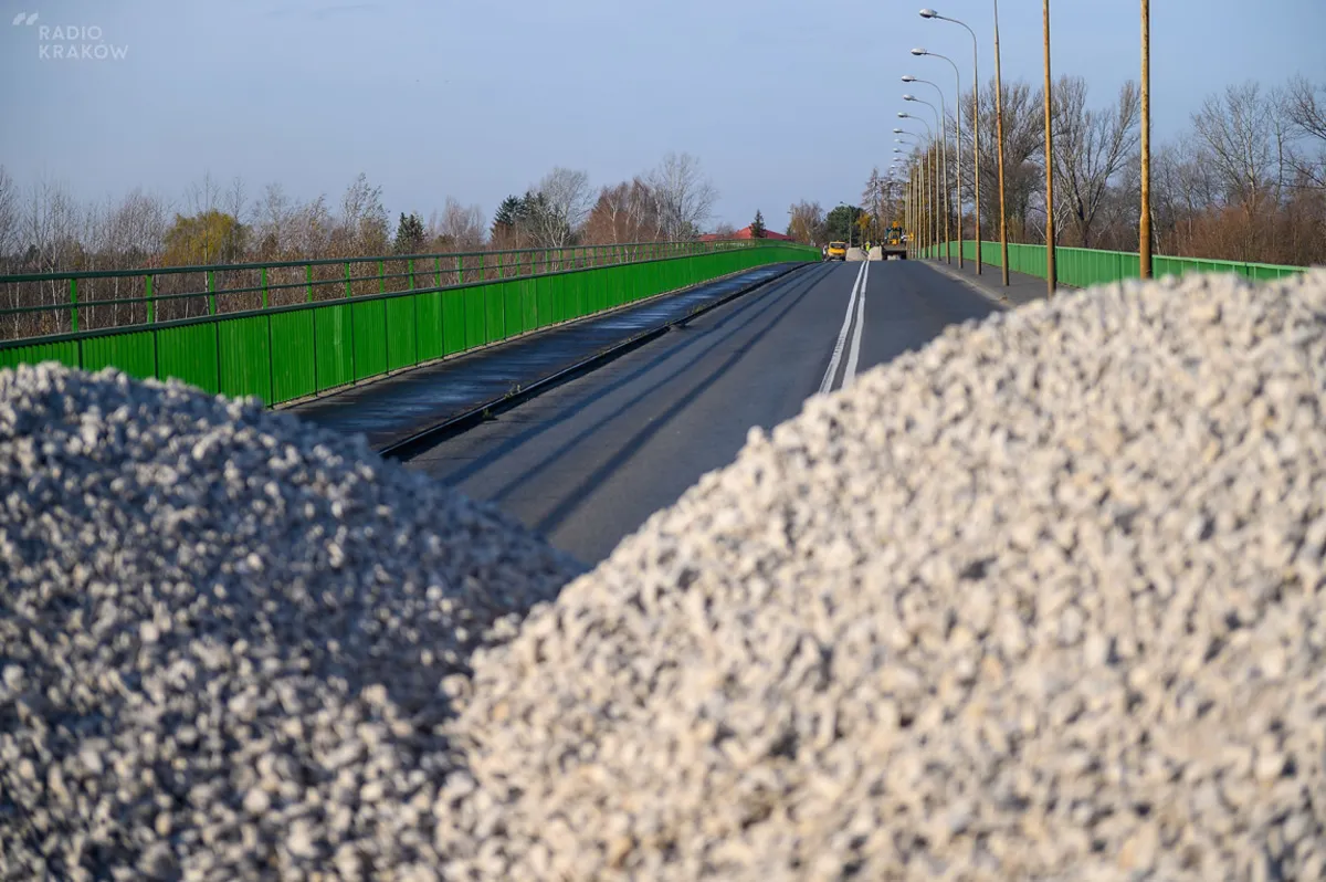 Zamknięty most w Ostrowie nie będzie remontowany