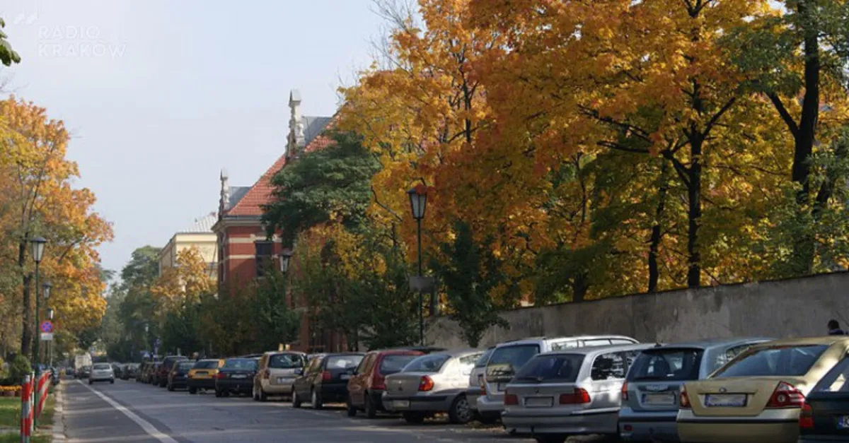Kraków: kierowcy mogą już jeździć wyremontowaną ul. Kopernika
