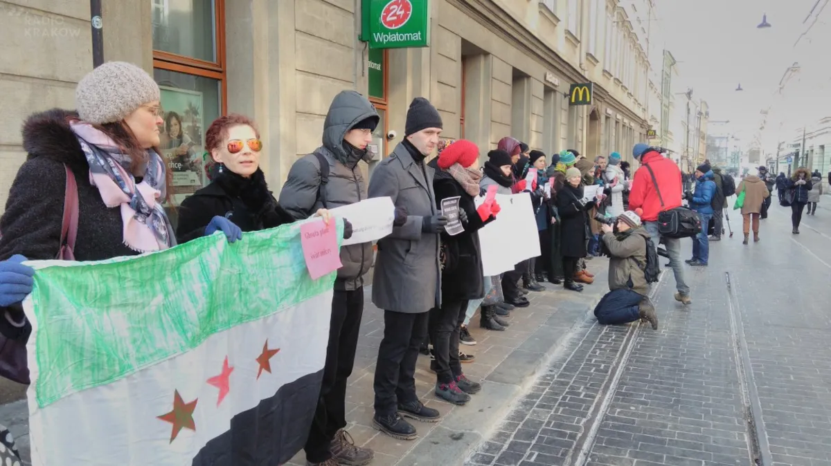 Protestowali w Krakowie przeciw ludobójstwu w Syrii. Żądają pomocy dla ludności cywilnej
