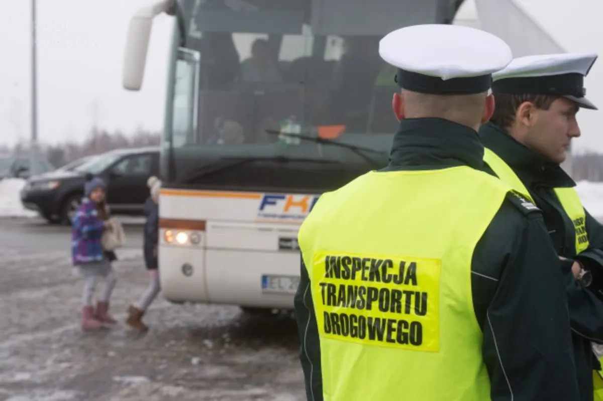 Więcej patroli na drogach.	Ruszyła akcja "Bezpieczny autokar – ferie 2017" 