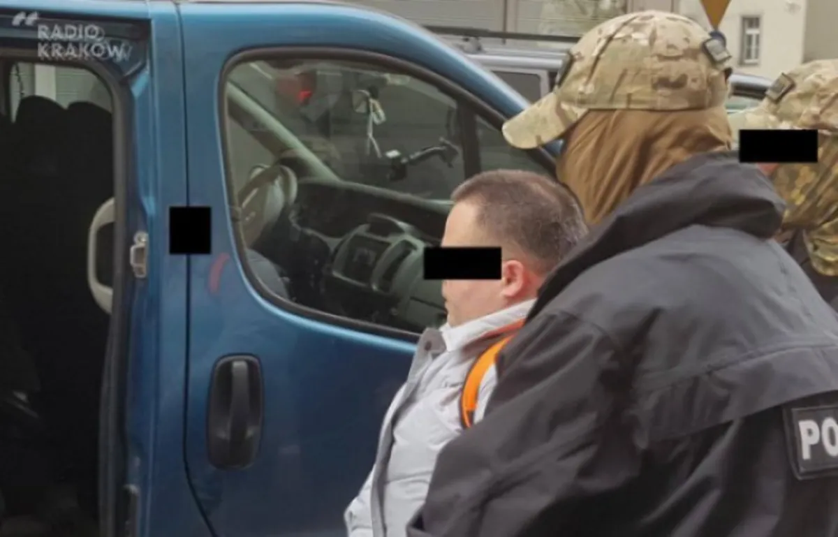 Sprawa "skóry": sąd przedłużył areszt dla Roberta J. 