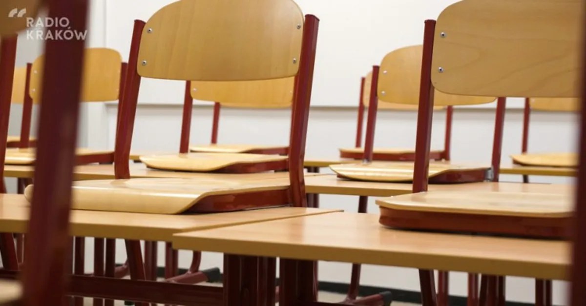 Reforma edukacji w Małopolsce. Jak zostaną zagospodarowane budynki po gimnazjach?