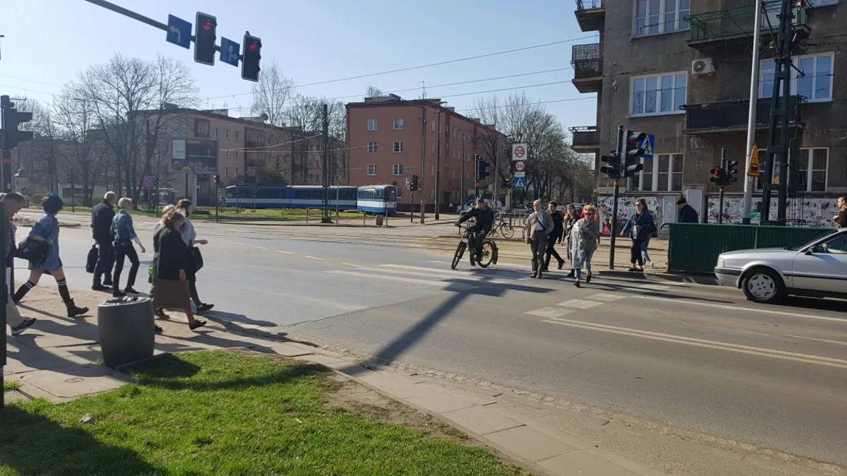 Bronowicka, Mogilska i Aleje Trzech Wieszczów, czyli najbardziej irytujące przejścia dla pieszych w Krakowie