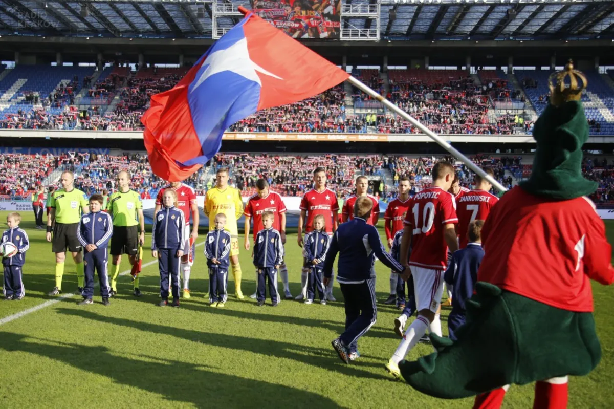 Piłkarski PP – Wisła Kraków w Kielcach bez Carlitosa