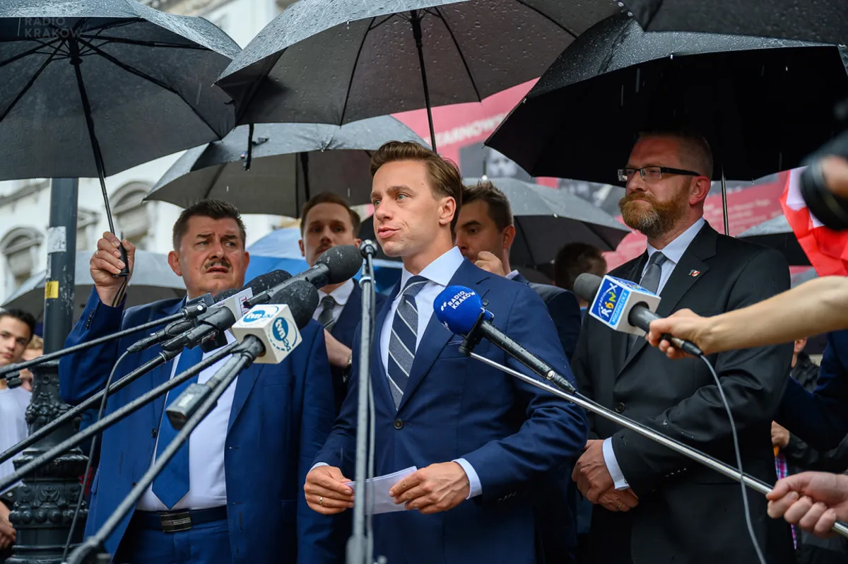 Bosak o "Karcie rodziny": prezydent Andrzej Duda powtórzył nasze postulaty