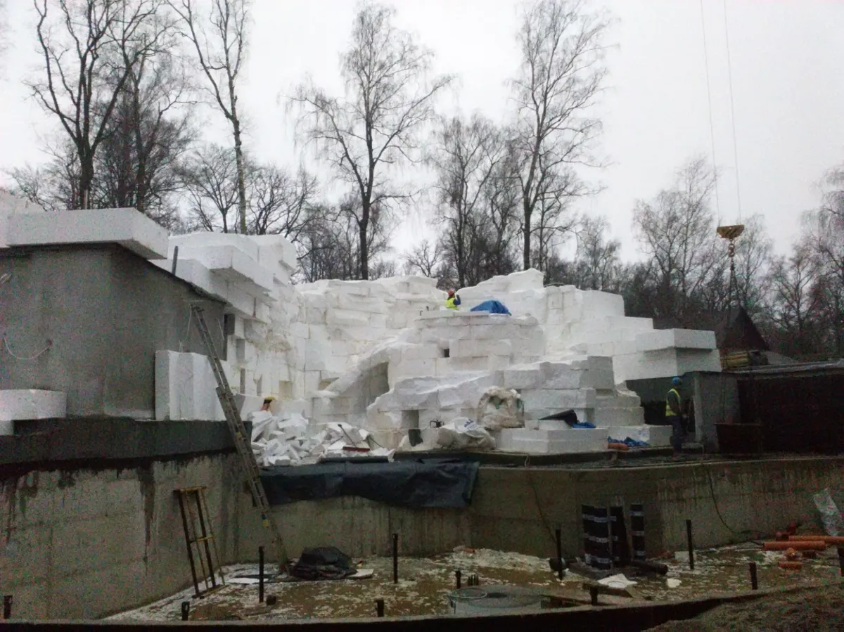 Pingwinarium w krakowskim zoo nabiera już ostatecznych kształtów