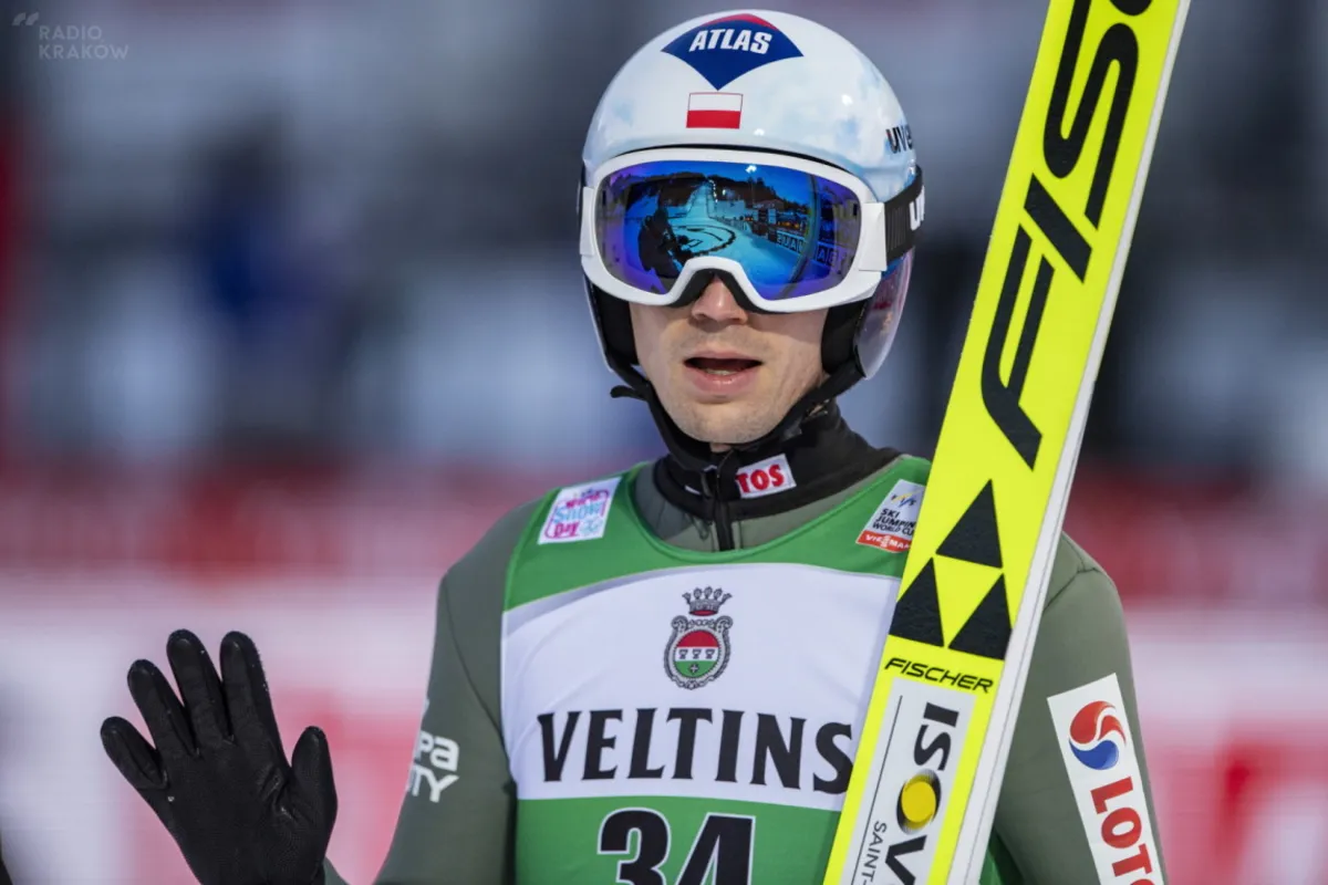 Kamil Stoch na podium Engelbergu