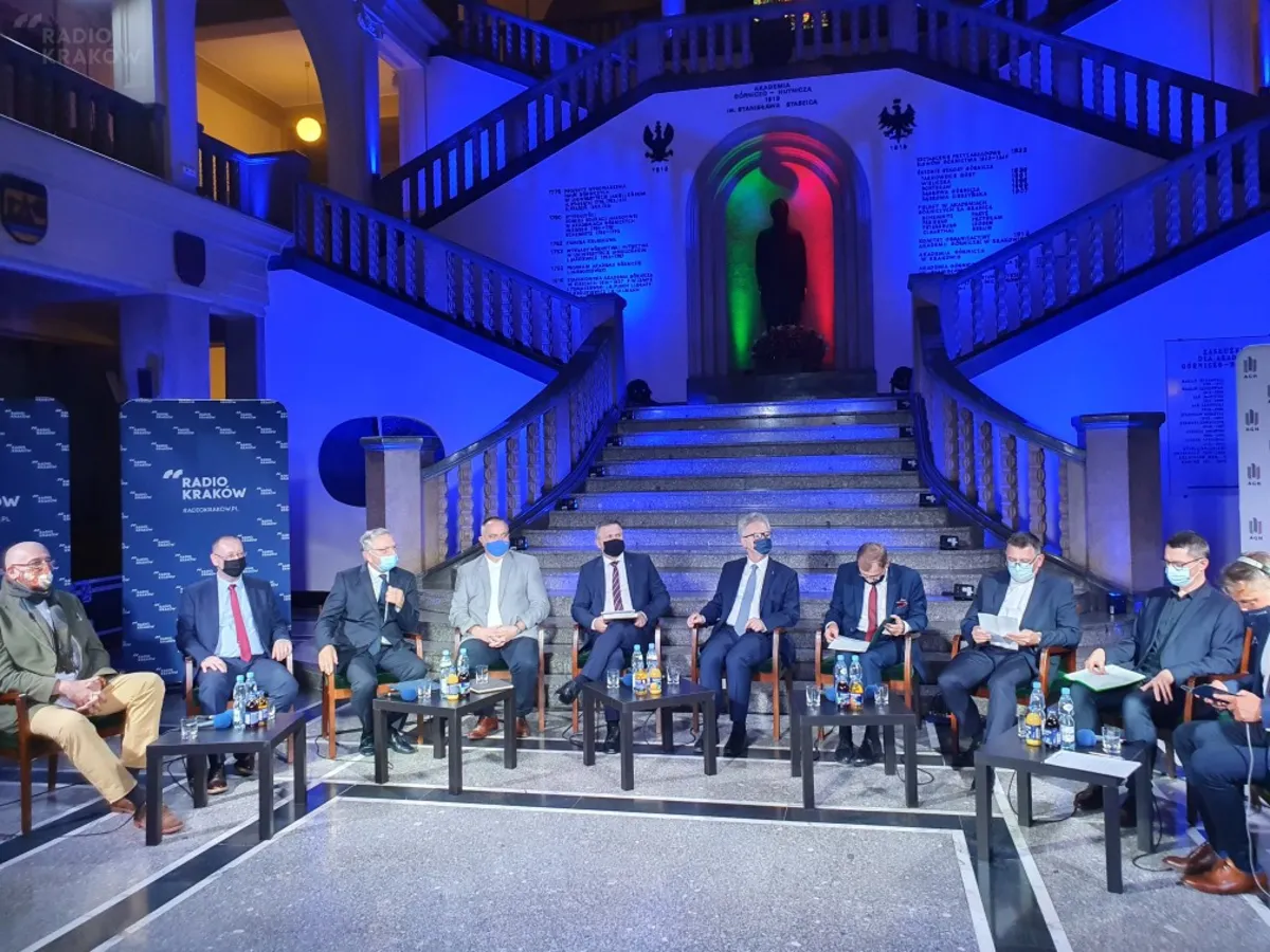 Uniwersytet w pandemii - debata z udziałem rektorów krakowskich uczelni