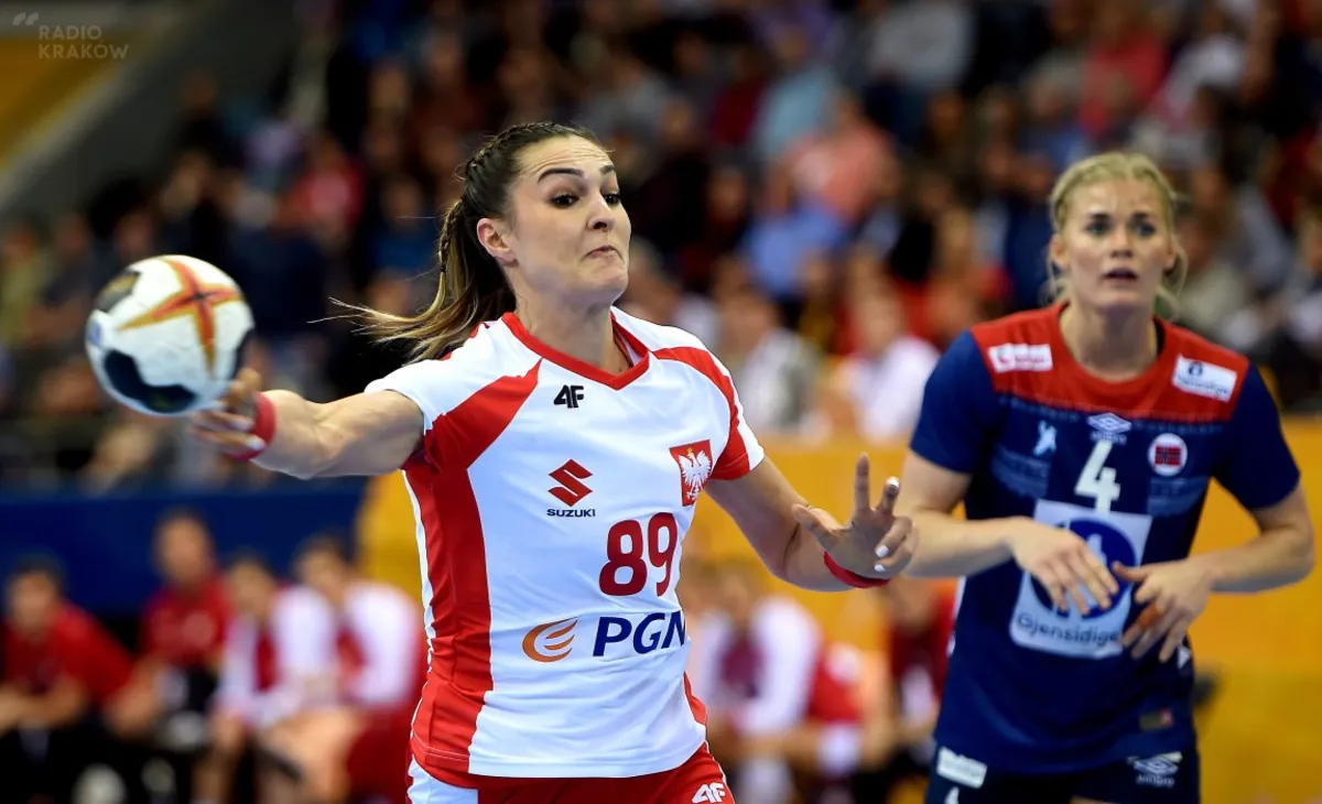MŚ piłkarek ręcznych - Polska - Norwegia 20:35 