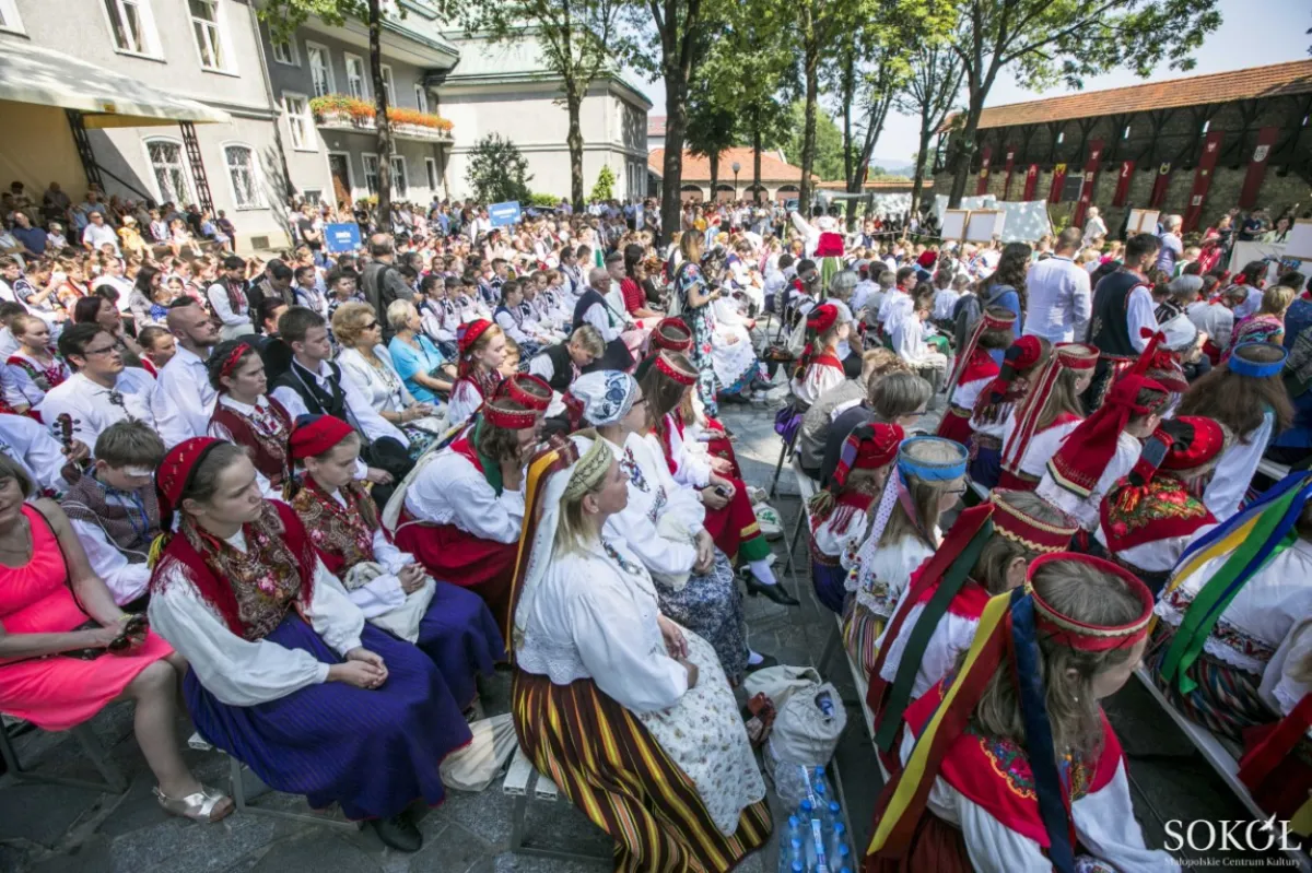Mali górale z całego świata przejęli władzę w Nowym Sączu - zaczyna się XXVI festiwal Święto Dzieci Gór 