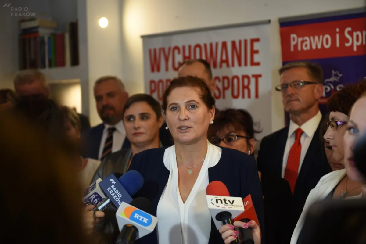 Iwona Mularczyk przedstawia kandydatów na radnych. Są niespodzianki