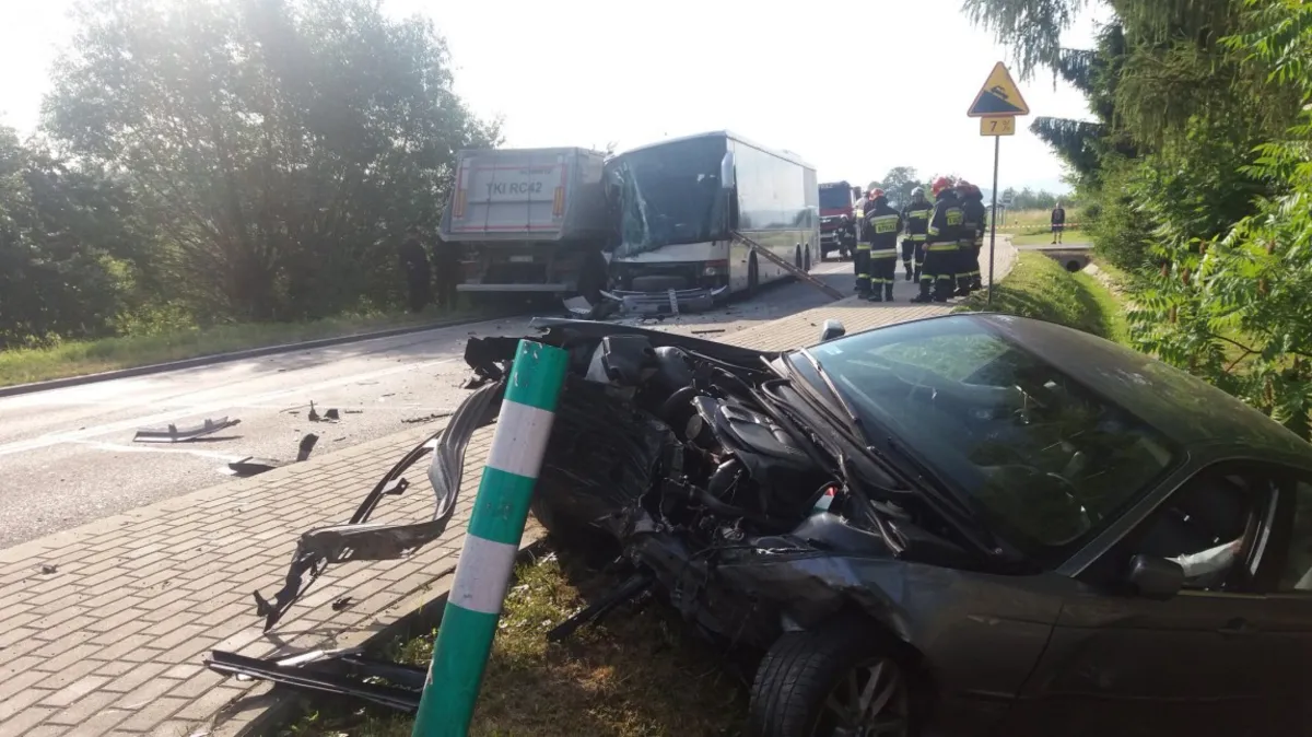 Niespokojny poranek na małopolskich drogach. Doszło do trzech wypadków