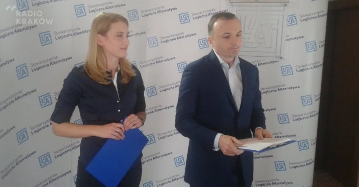 Logiczna Alternatywa zebrała już 60 tys. podpisów pod wnioskiem o referendum ws. odwołania J. Majchrowskiego