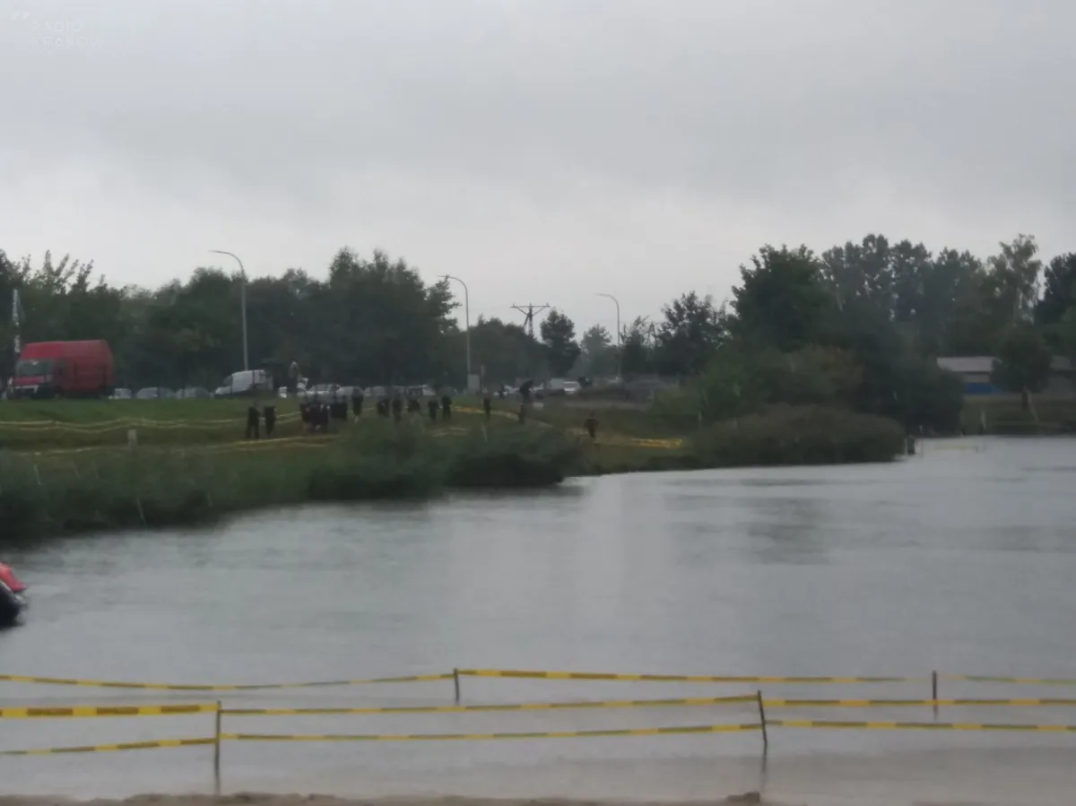 Przez deszcz i błoto do mety - krakowski Runmageddon