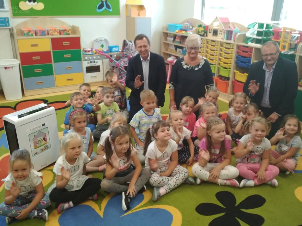 42 tys. dzieci będzie oddychać lepszym powietrzem. Oczyszczacze powietrza dla przedszkoli i żłobków. 