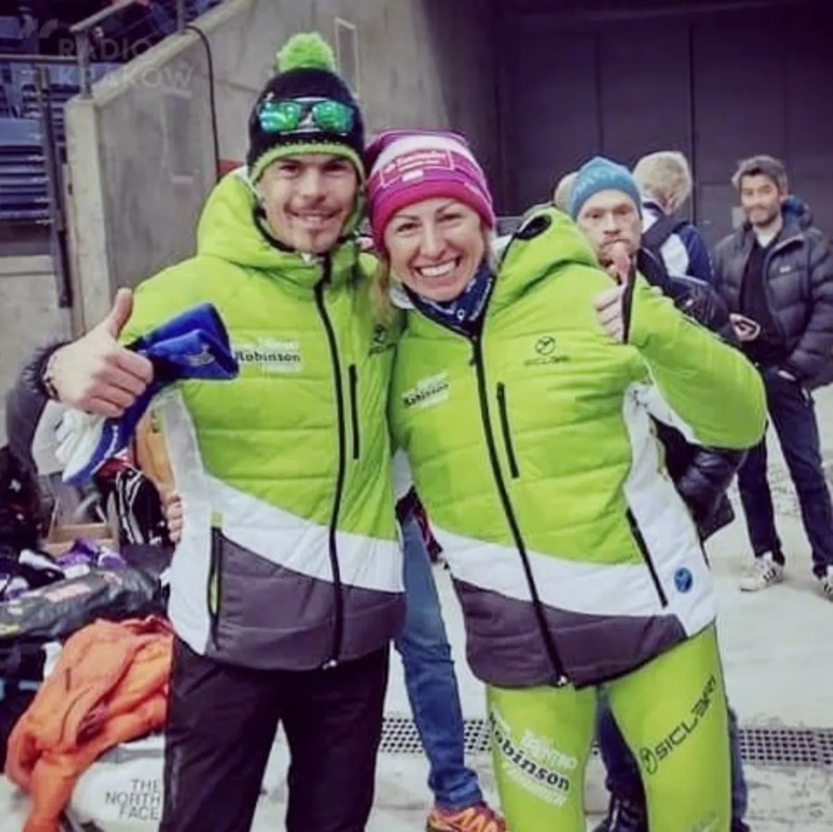 Justyna Kowalczyk na podium narciarskiego maratonu w Norwegii 