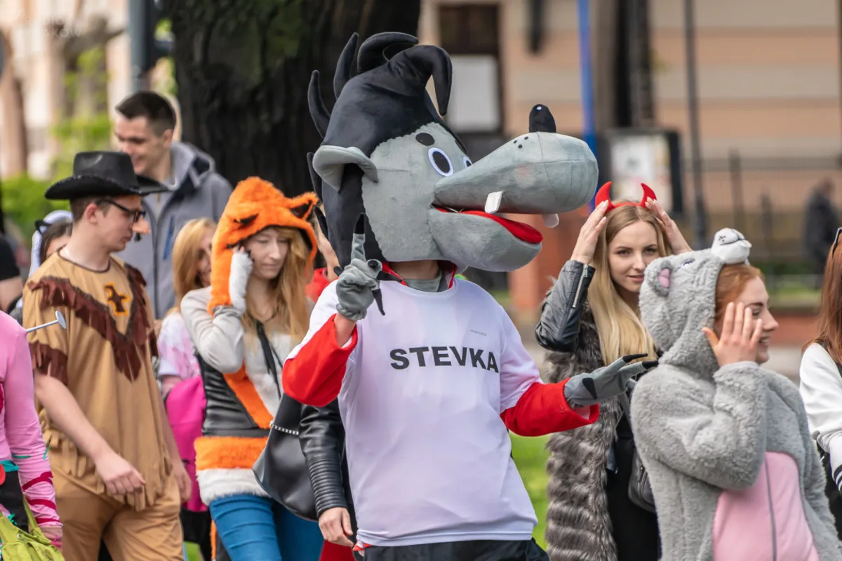 Ulicami Nowego Sącza przeszedł barwny korowodów studentów