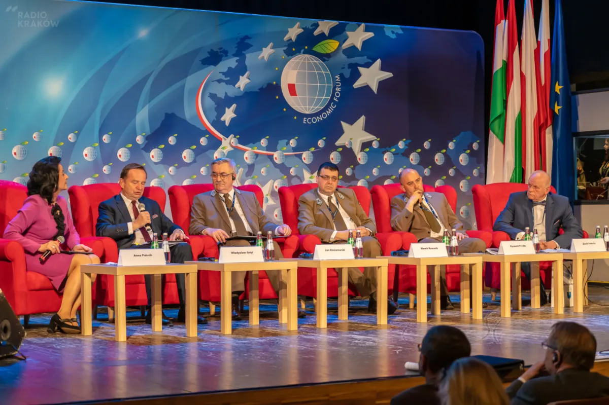 W weekend w Starym Sączu I Forum Polsko-Węgierskie z udziałem marszałka Sejmu
