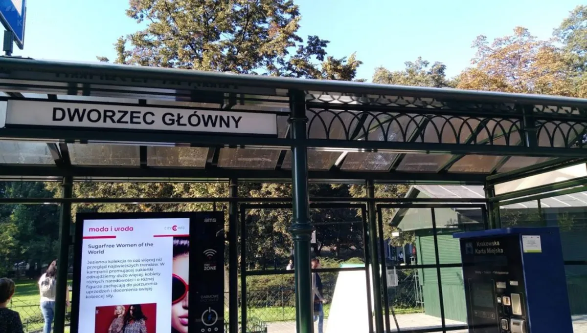 Przystanek Dworzec Główny zmieni nazwę na Teatr Słowackiego. SONDA