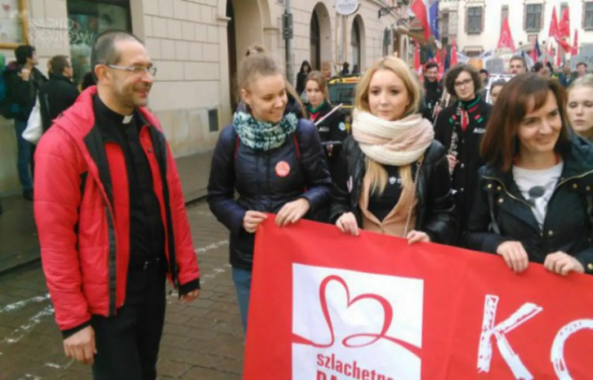 Ks. Stryczek rezygnuje z funkcji prezesa. "SZLACHETNA PACZKA jest najważniejsza"